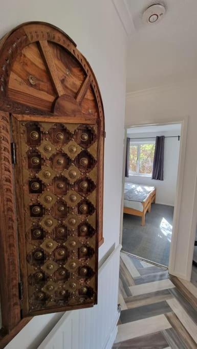 Spacious 2 Bed Bungalow Enfield Exteriör bild